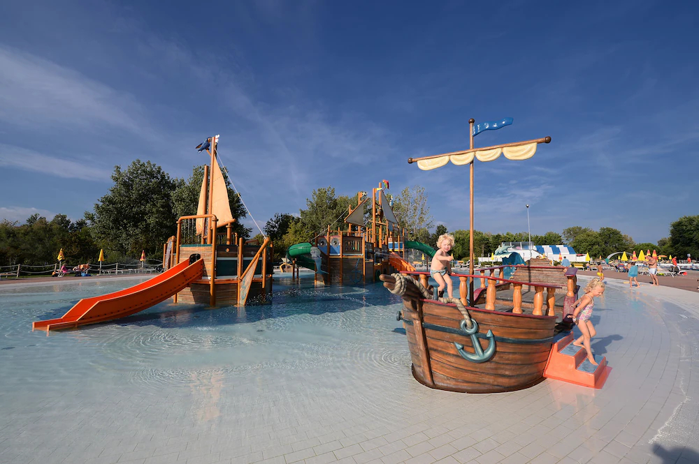 Centro Vacanze Pra’ delle Torri Case Mobili by Adria Holiday