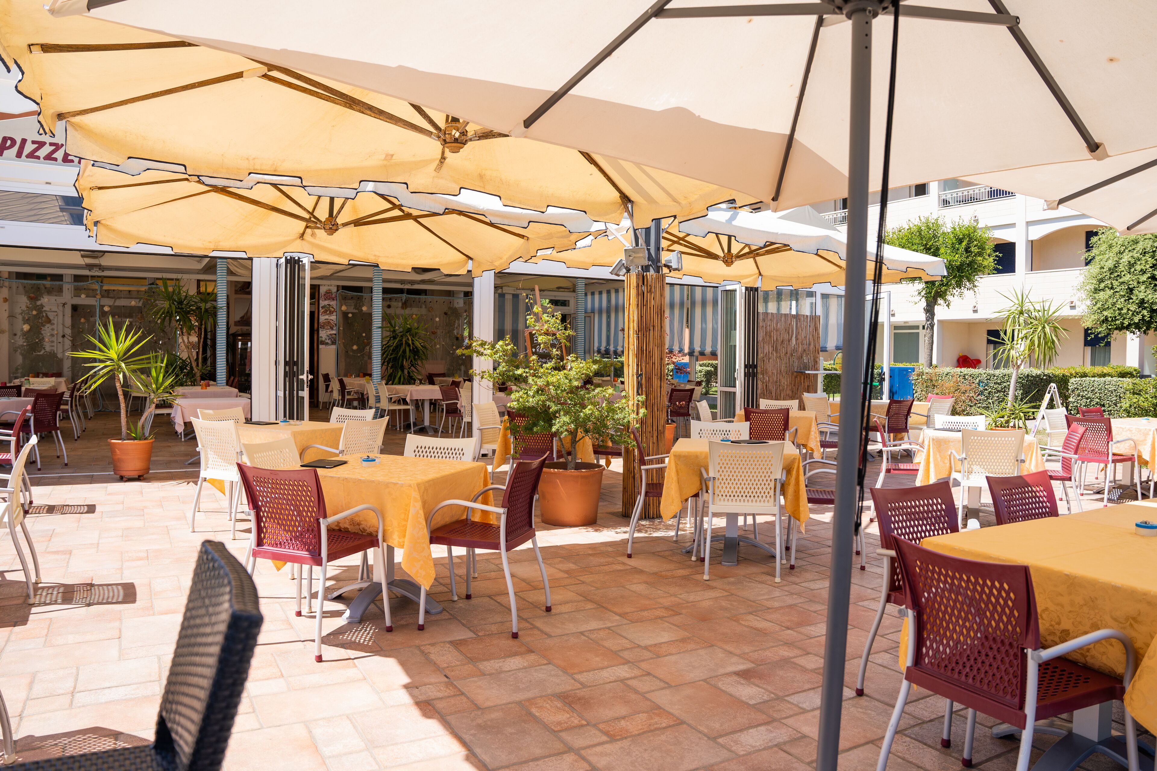 Villaggio Ai Pini Lido Altanea