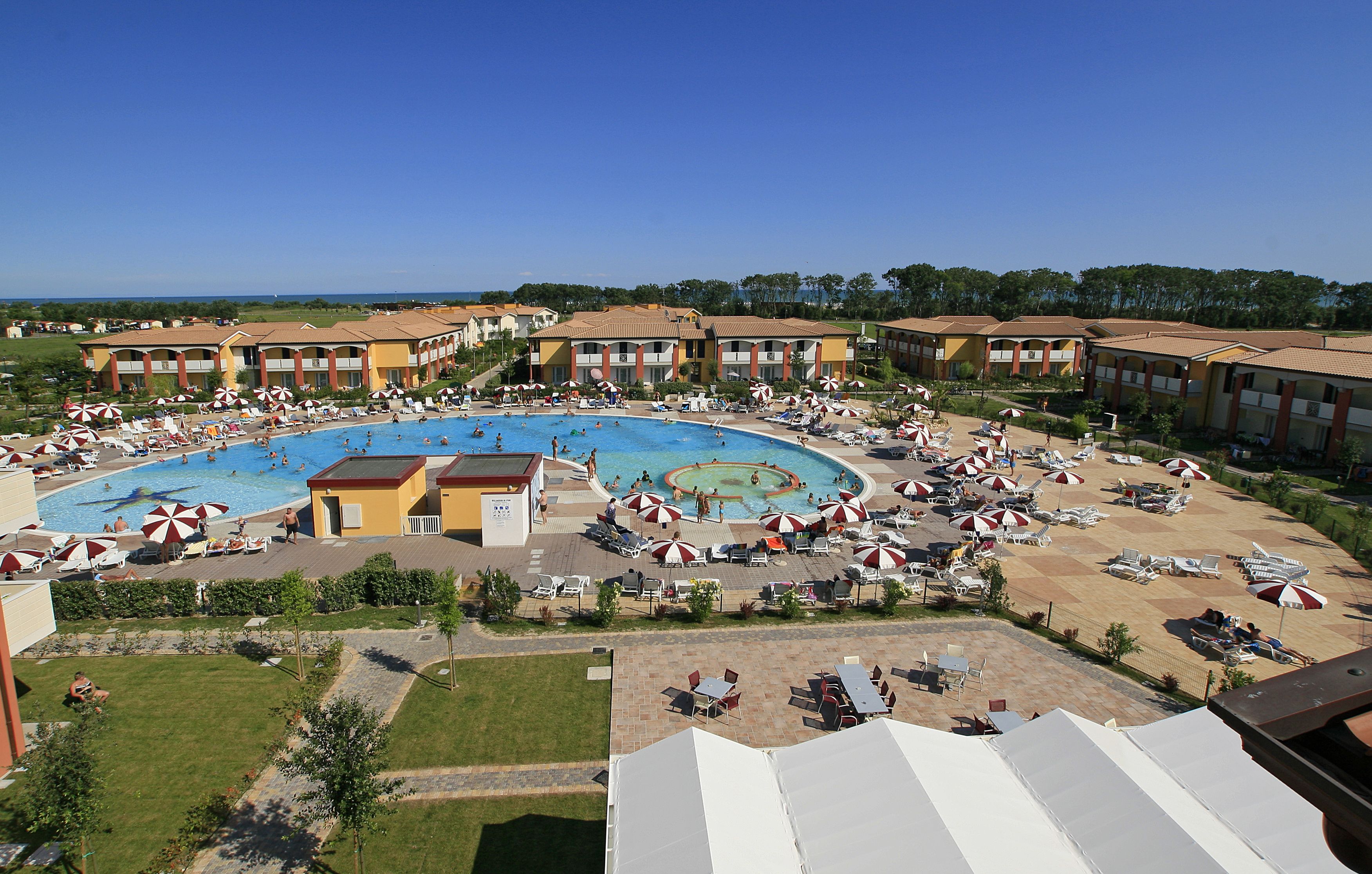 Villaggio Ai Pini Lido Altanea
