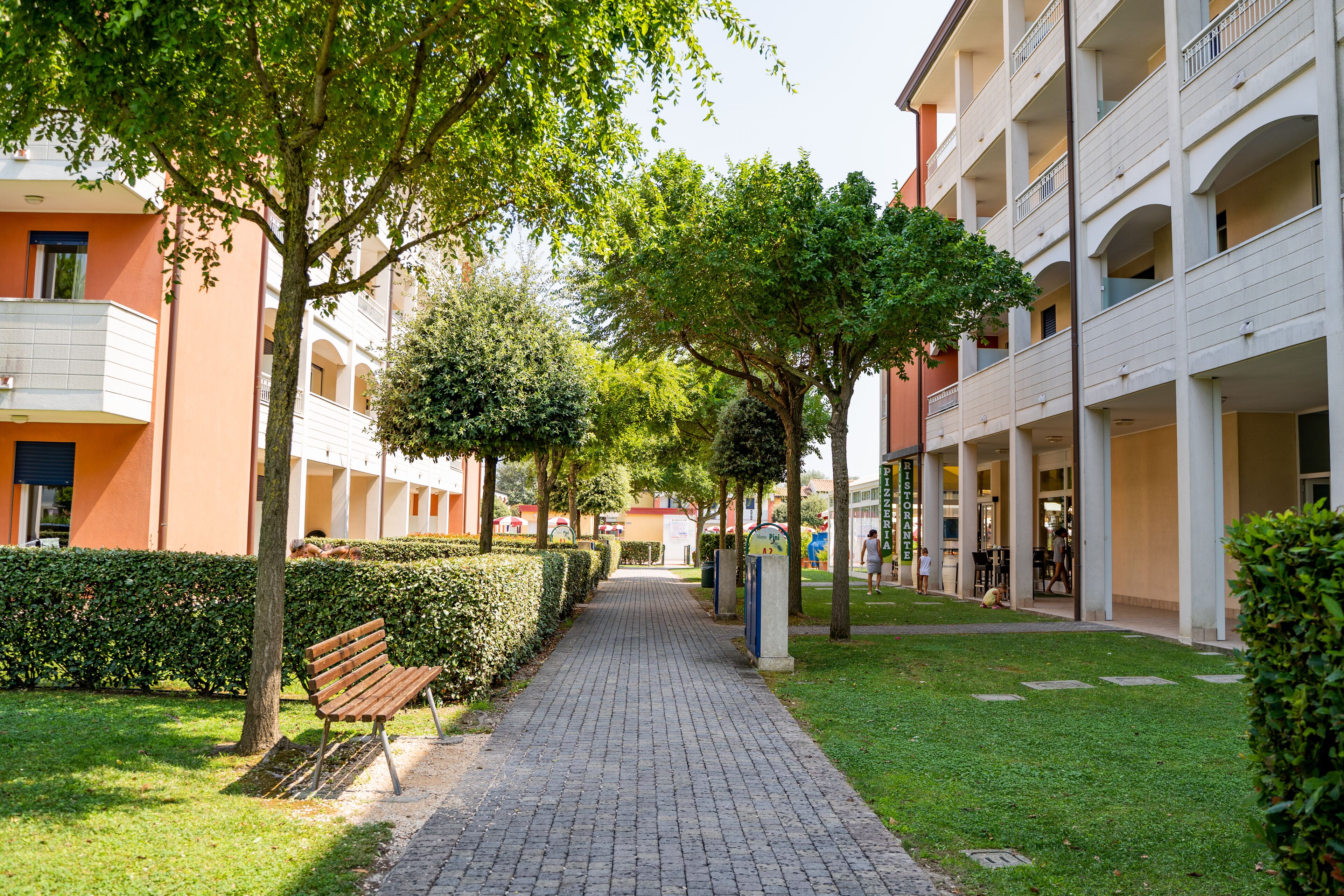 Villaggio Ai Pini Lido Altanea