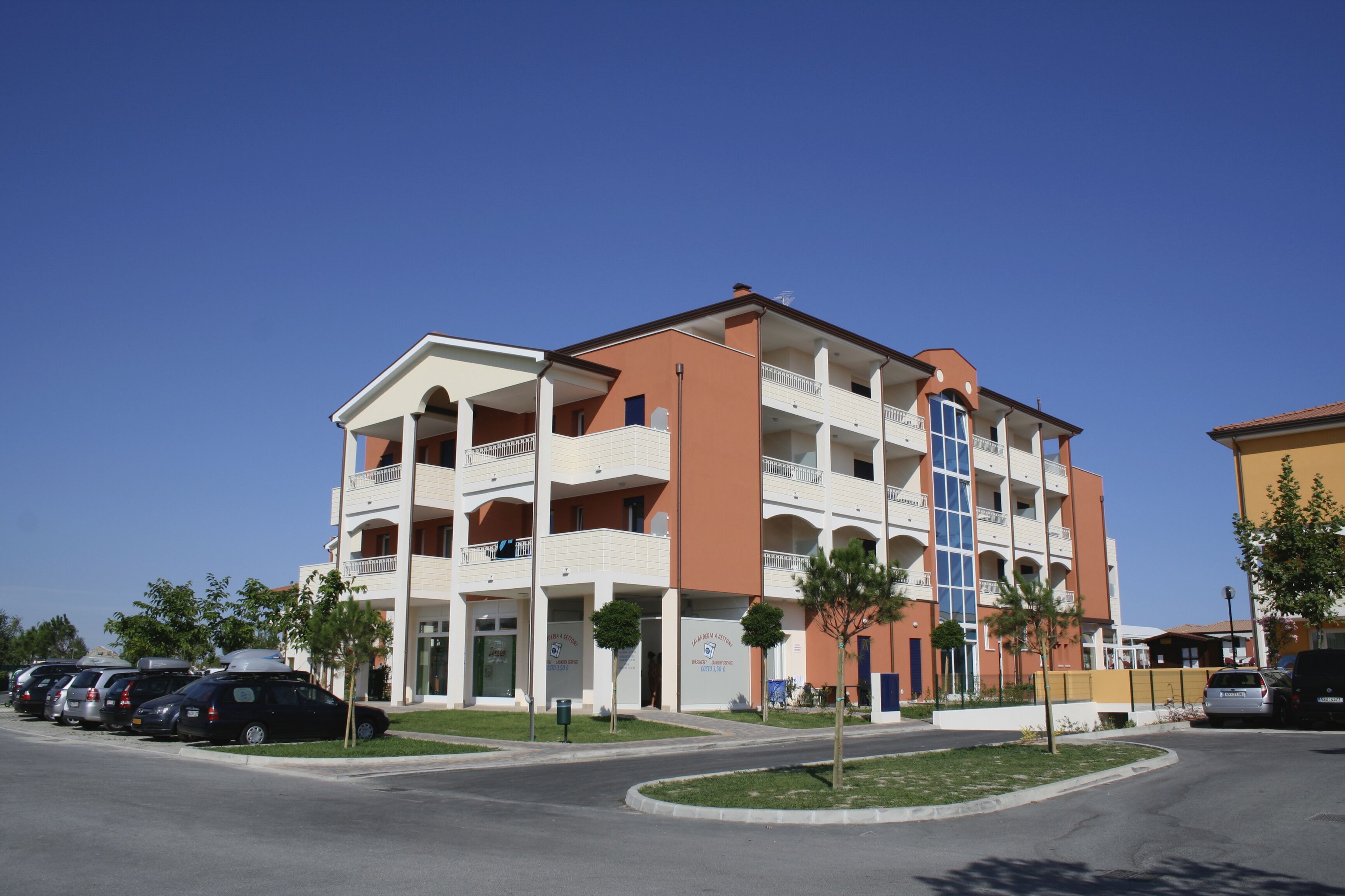 Villaggio Ai Pini Lido Altanea