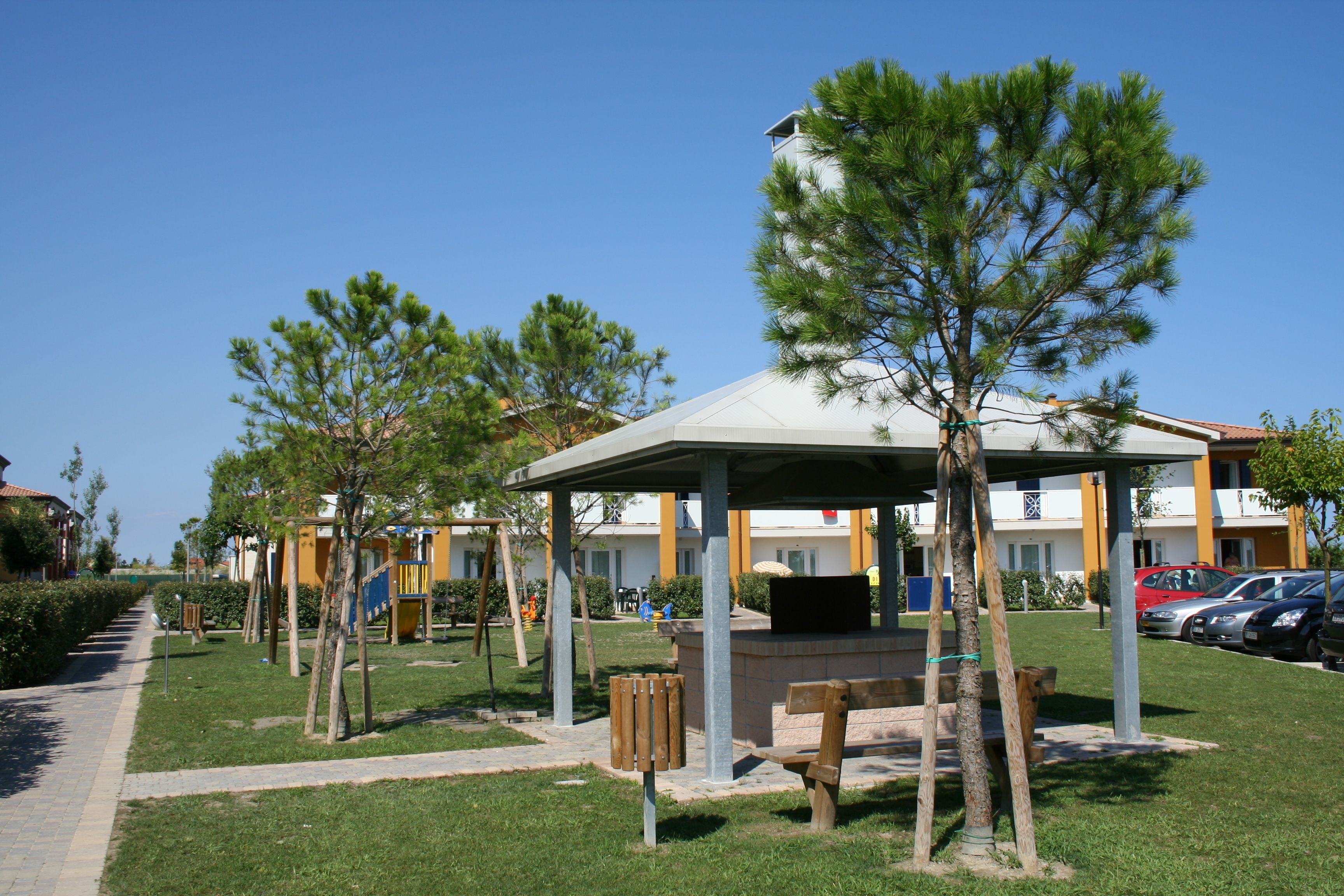 Villaggio Ai Pini Lido Altanea
