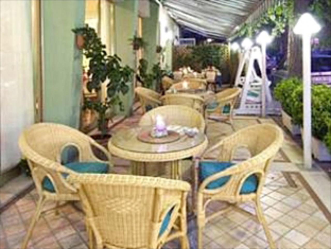 Hotel Flora