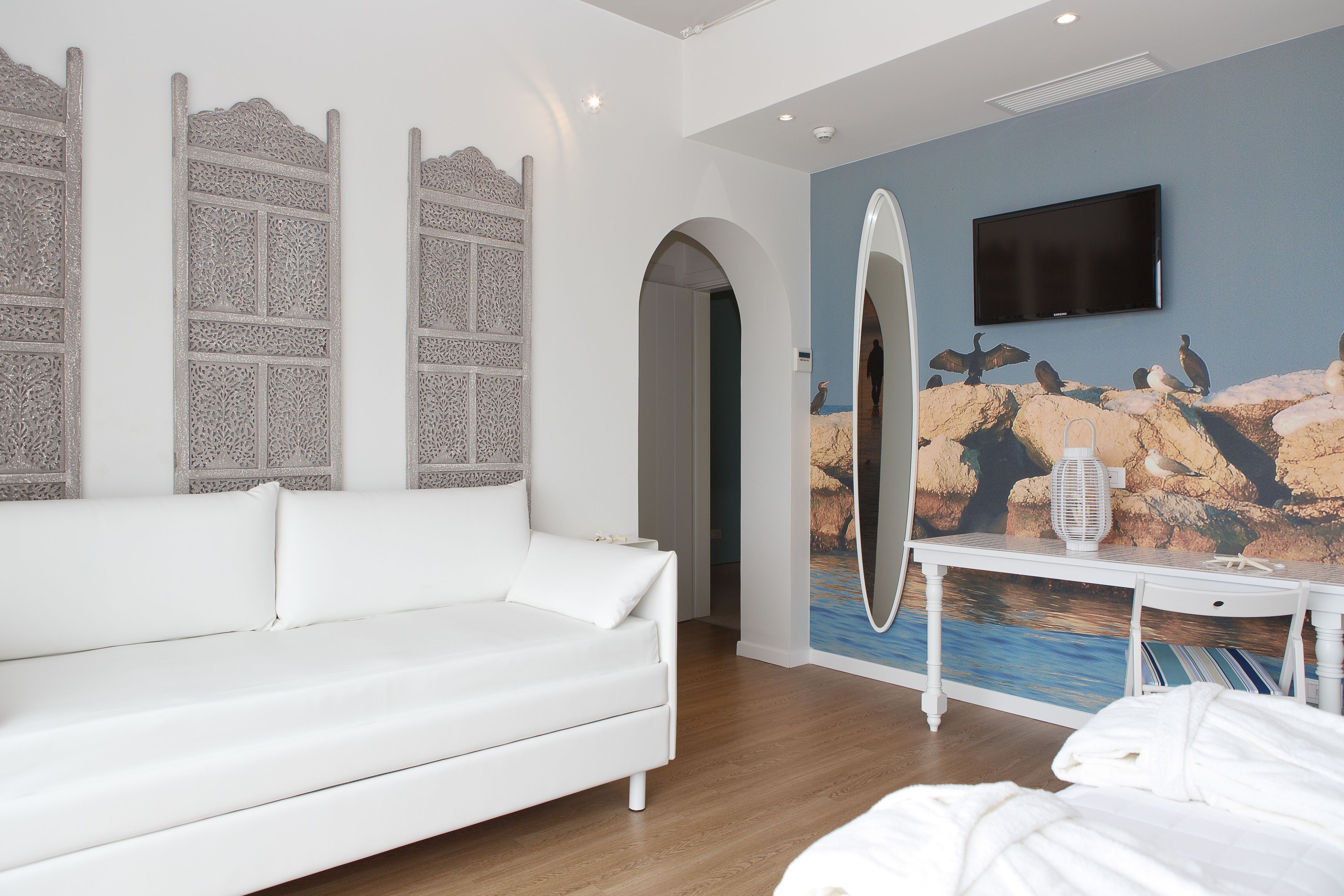 Hotel Luxor Beach