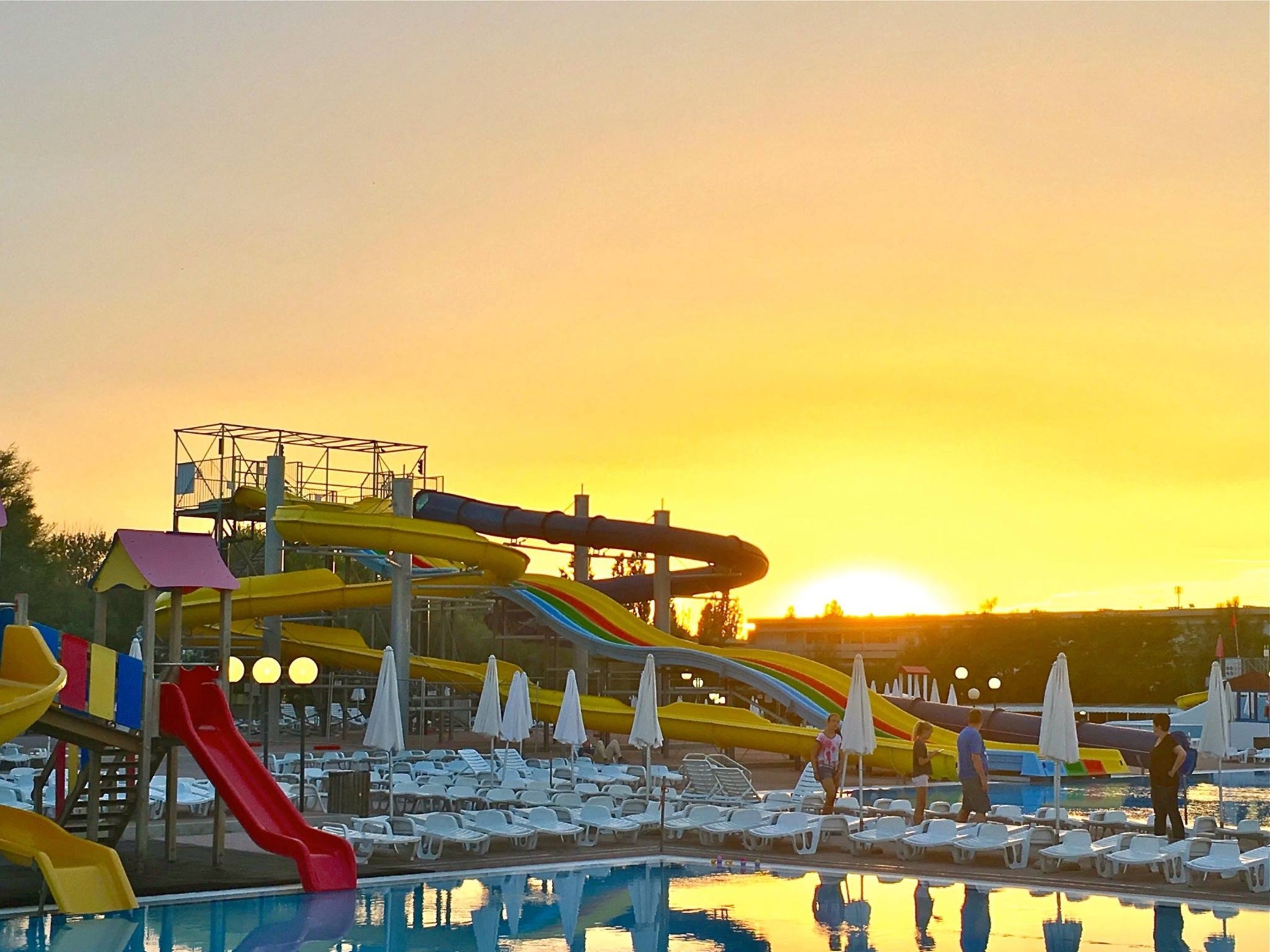 Isamar Holiday Village