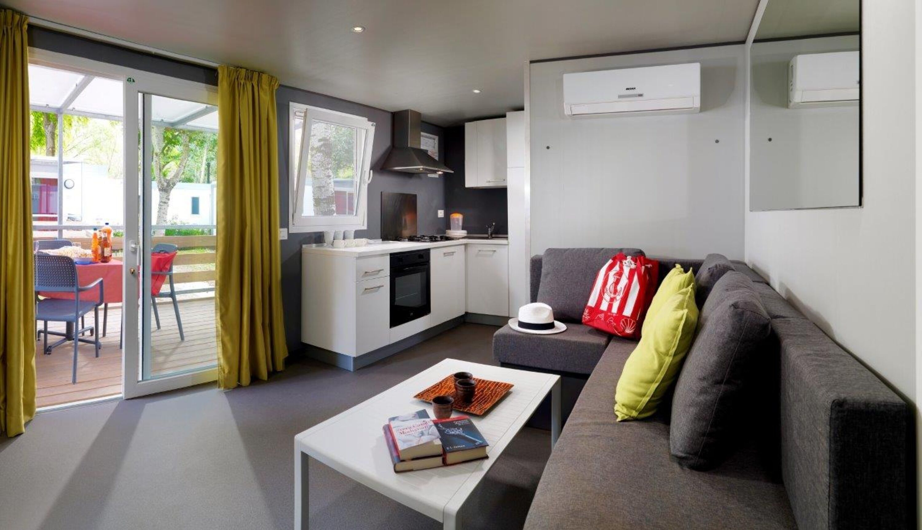 Isamar Holiday Village