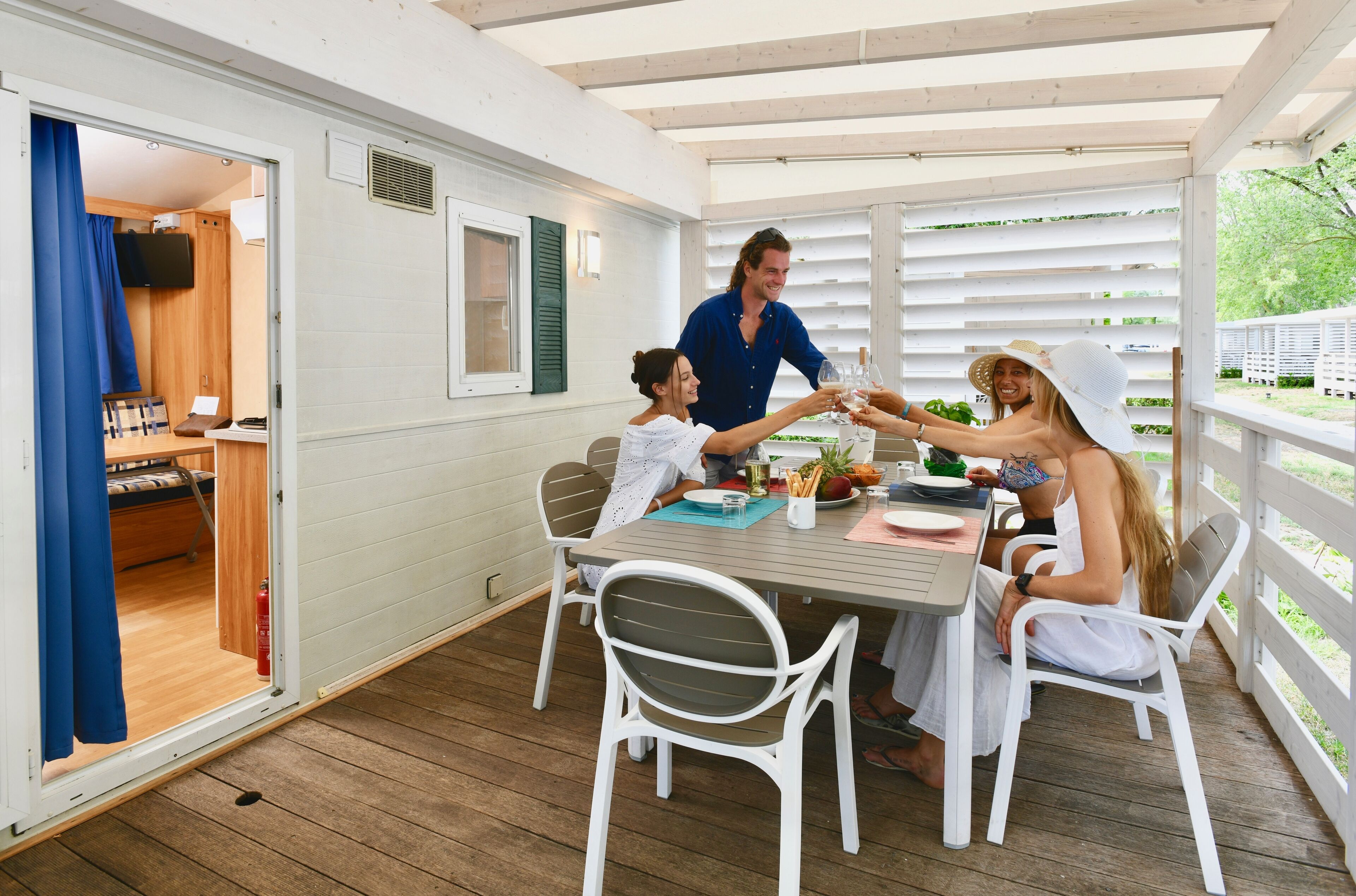 Isamar Holiday Village