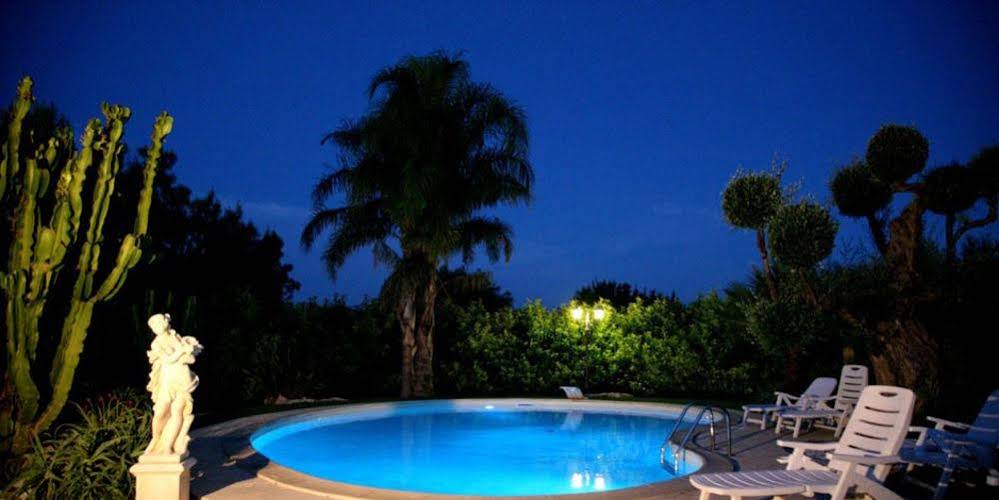 Villa Tonia