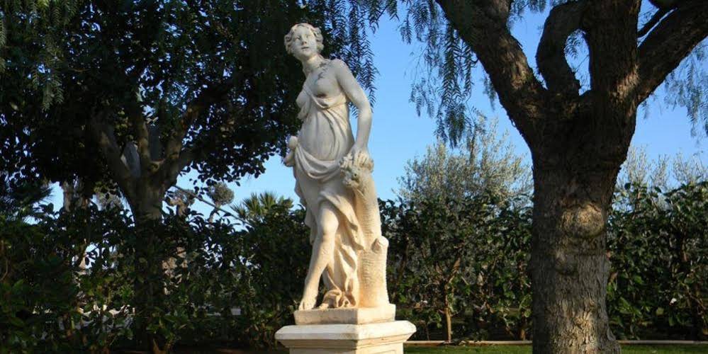 Villa Tonia