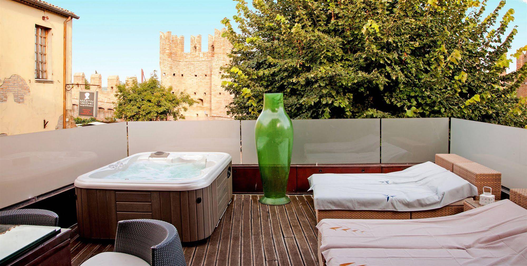 La Loggia Historic Resort