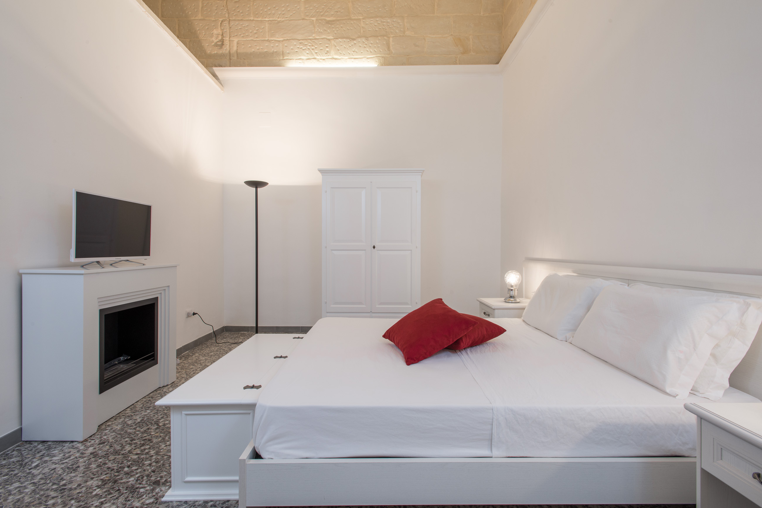 Ada Suites