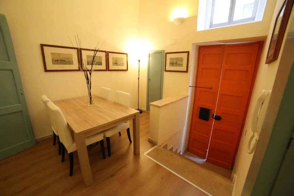 Idomeneo 63 Bed & Breakfast