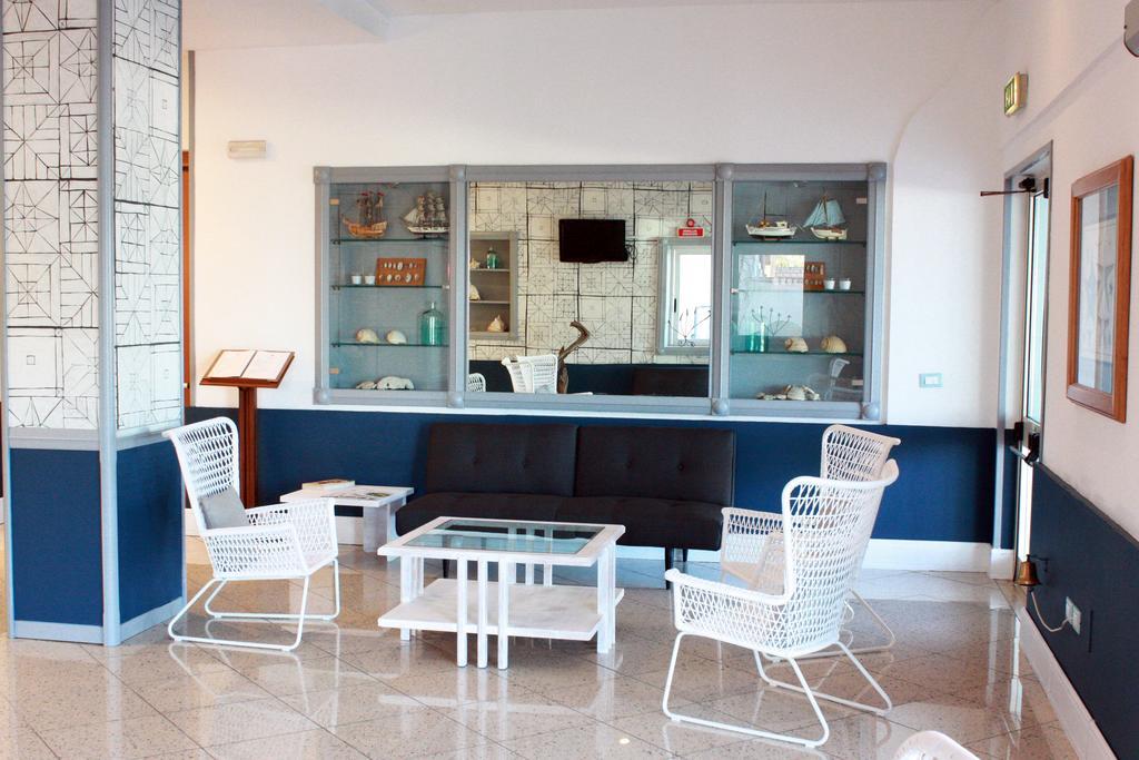 Mapo Hotel Club Perla