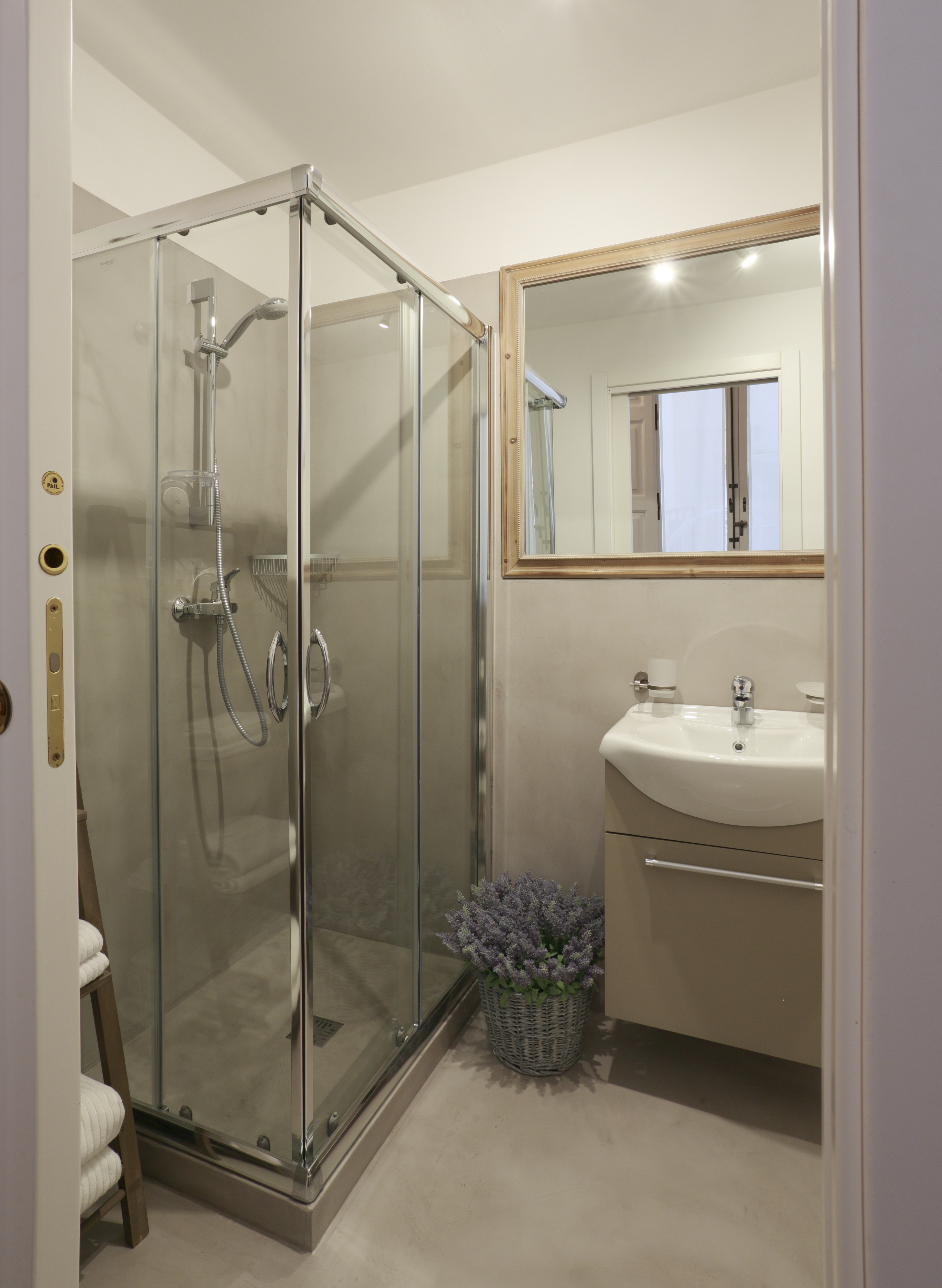 Santa Marta Suites & Apartments