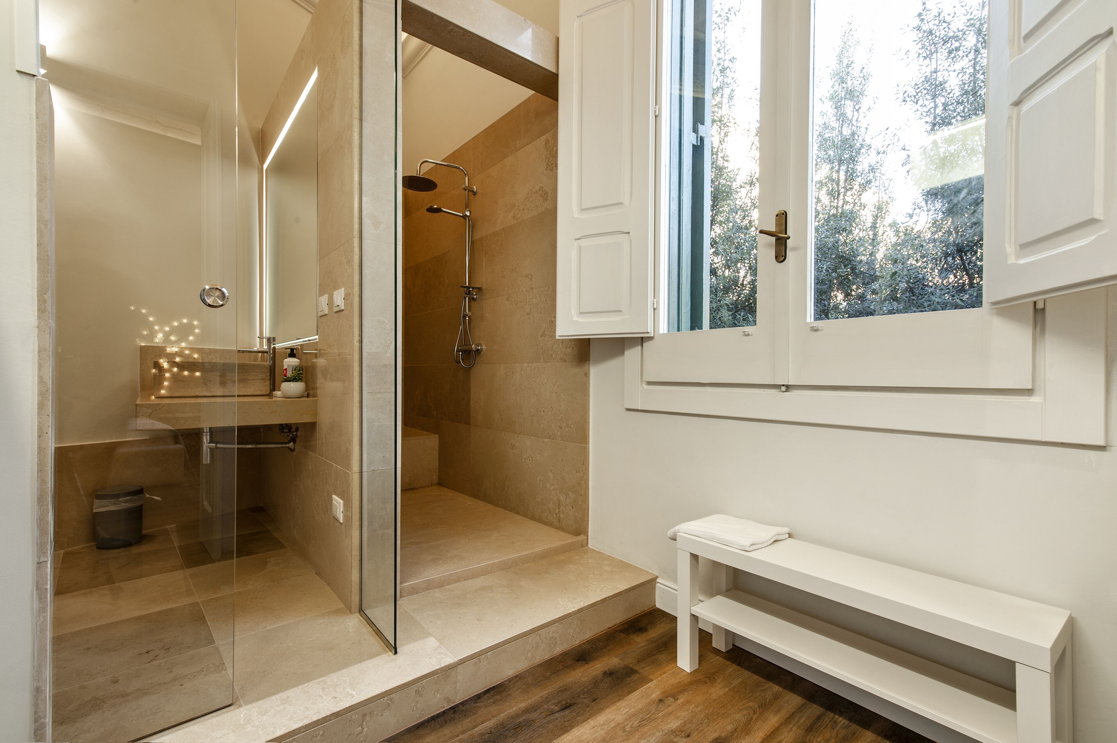 Vittoria Luxury House