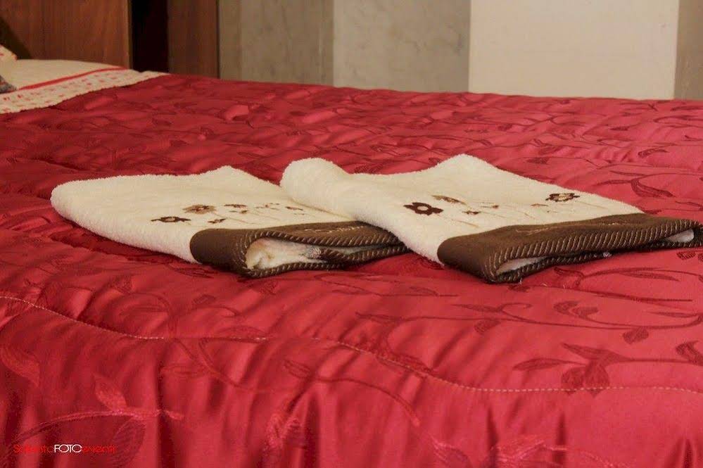 Exedra Holiday House