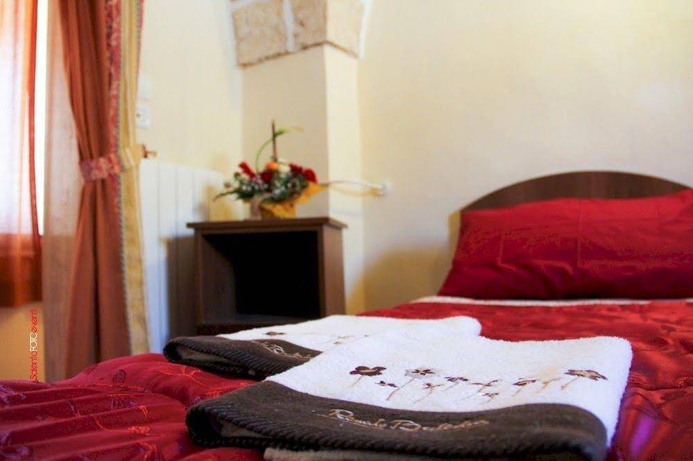 Exedra Holiday House