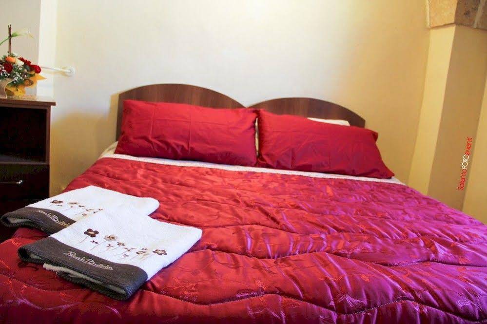 Exedra Holiday House