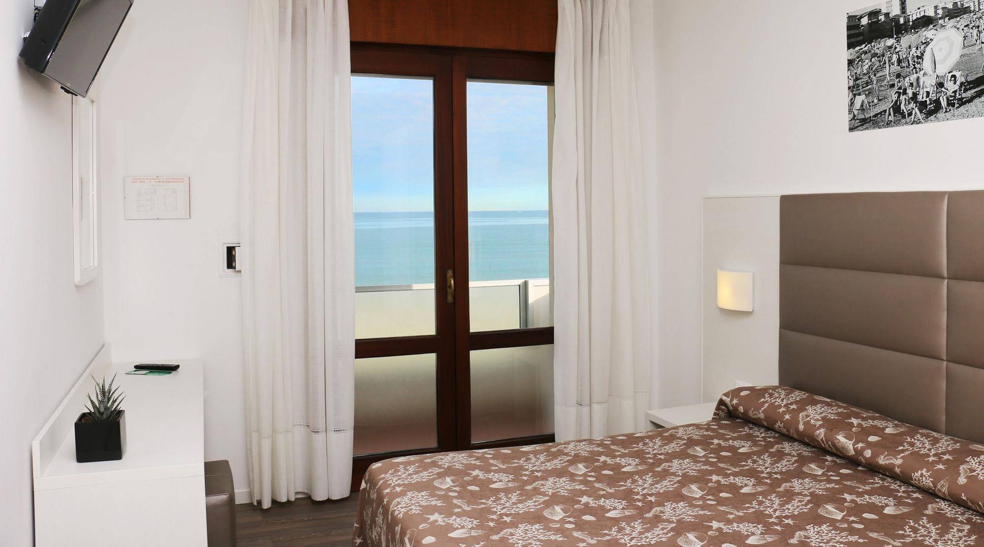 Hotel Columbia & Ninfea