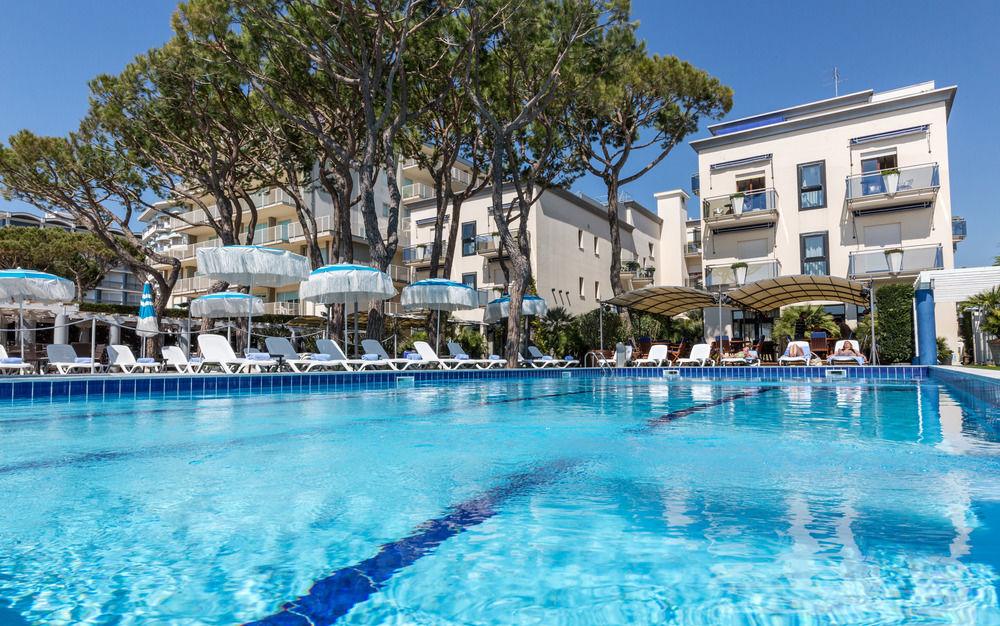 Hotel Excelsior