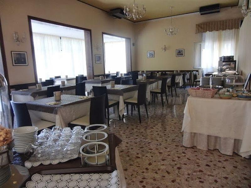 Hotel Mayer