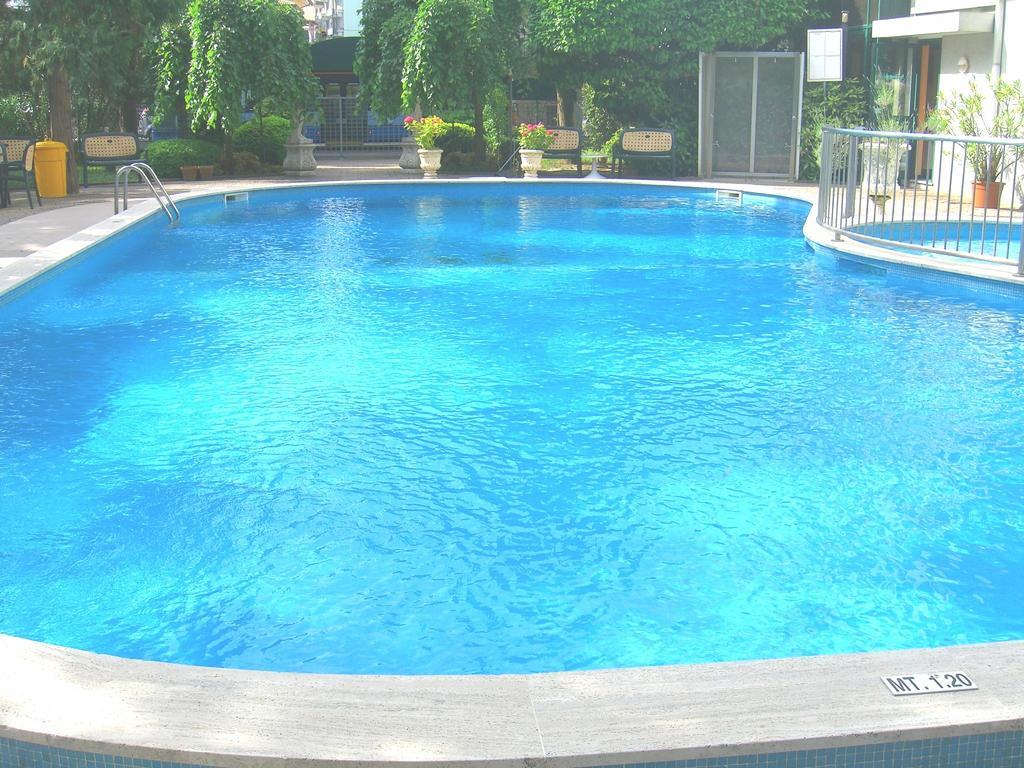 Hotel New Tiffany's Park