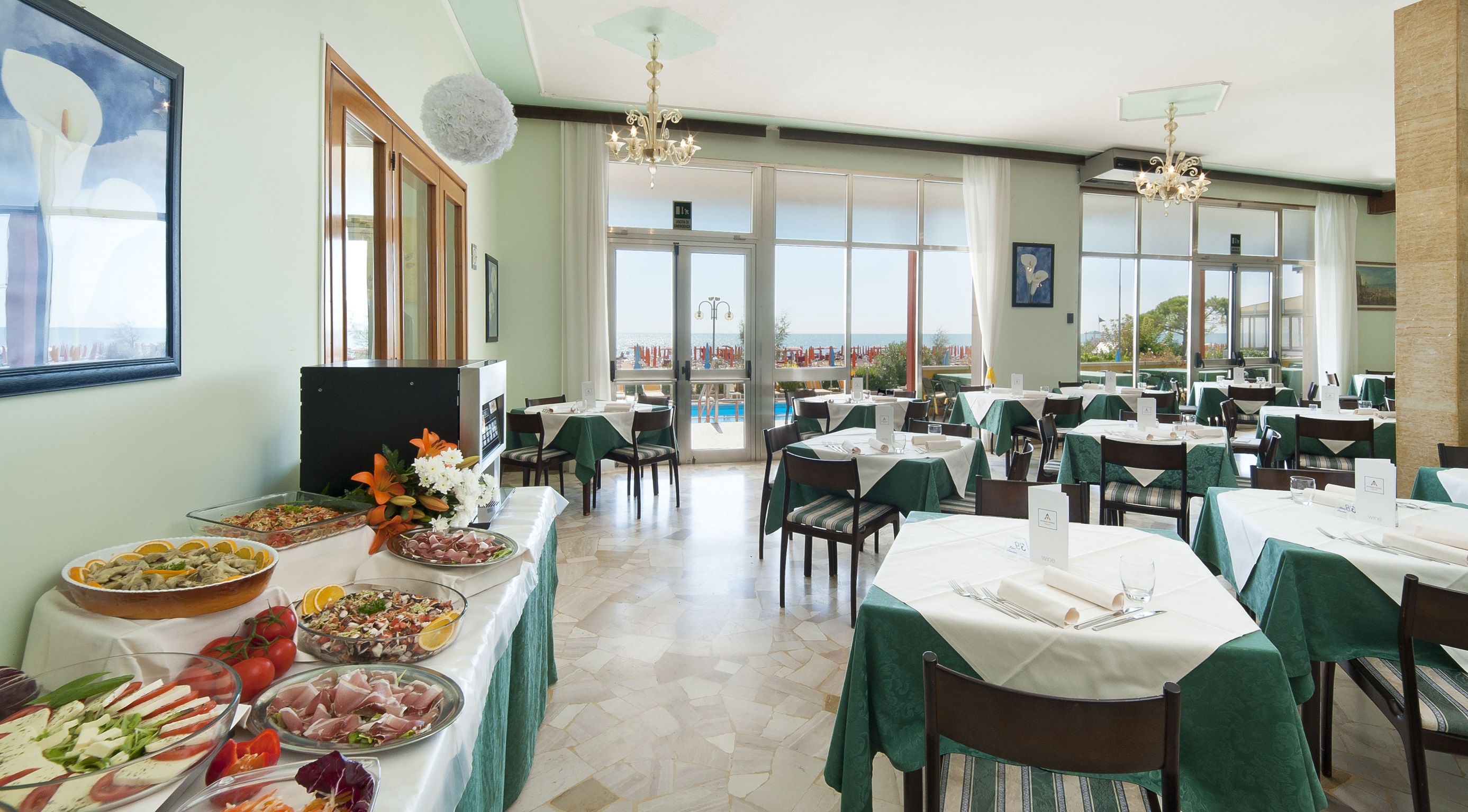 Hotel Tritone