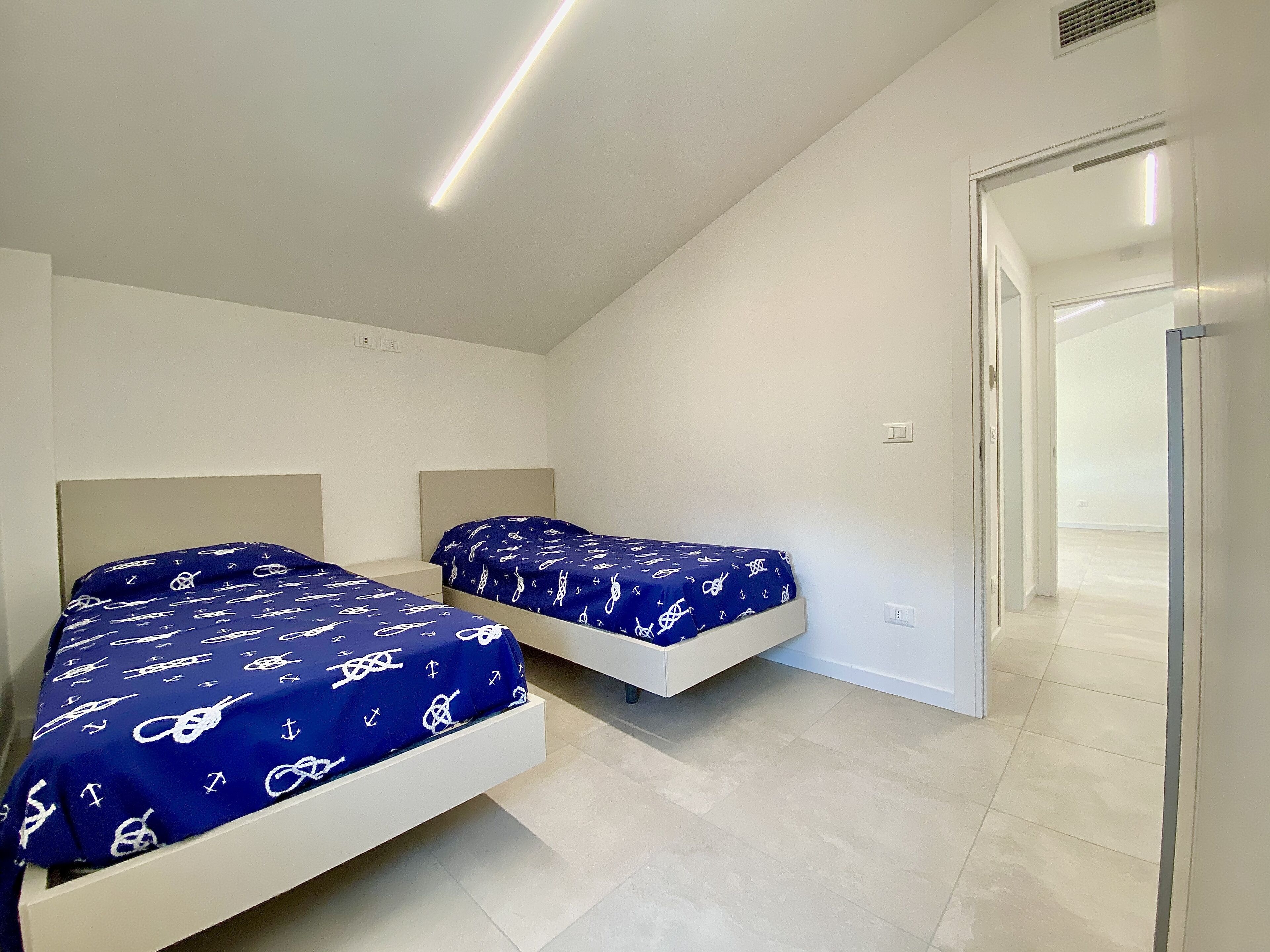 EM Apartments