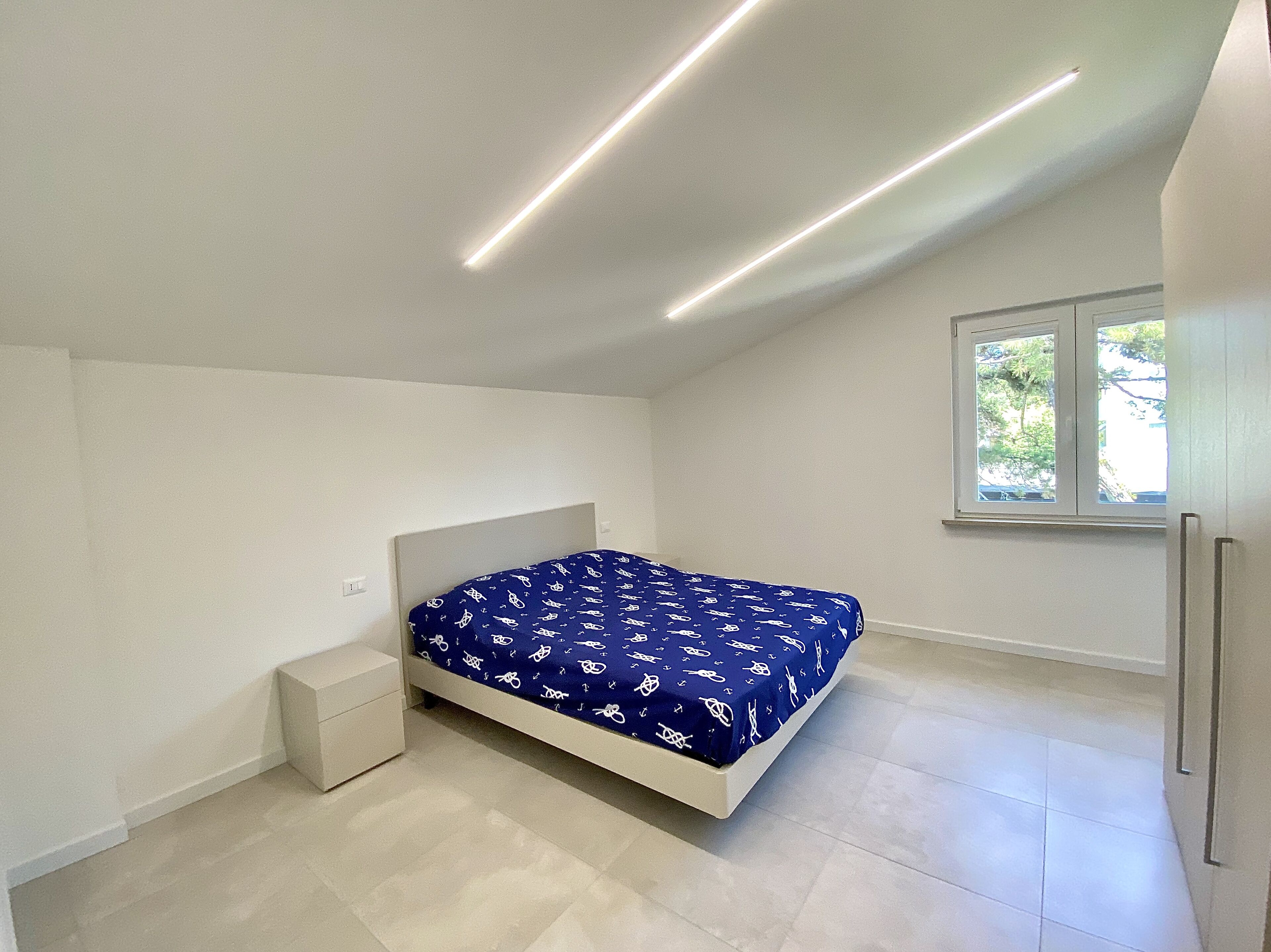 EM Apartments