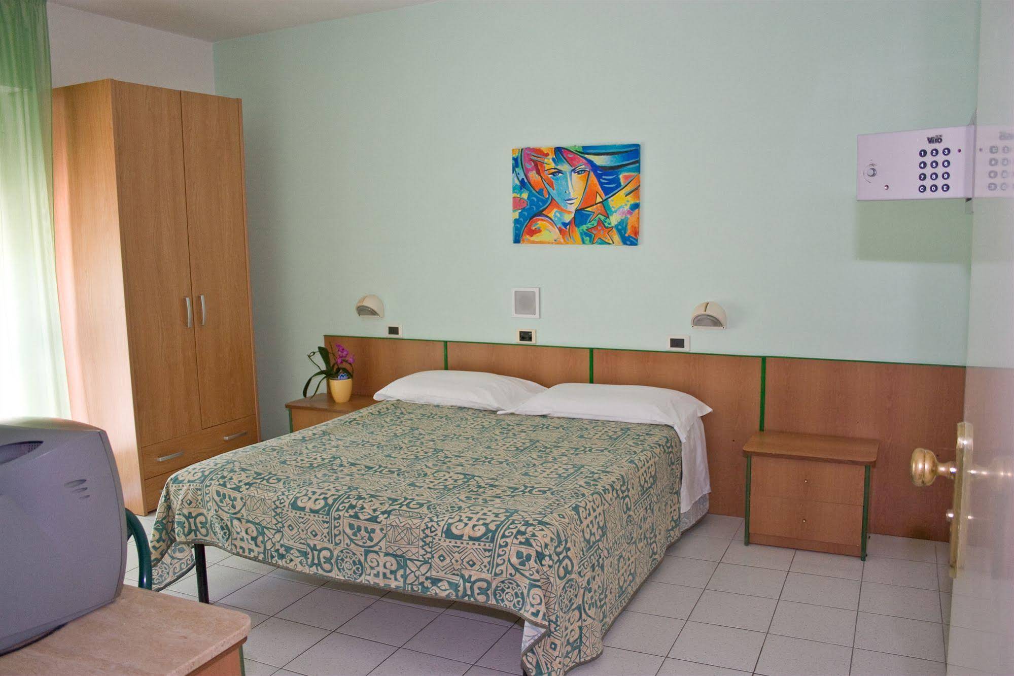 Hotel Mediterraneo