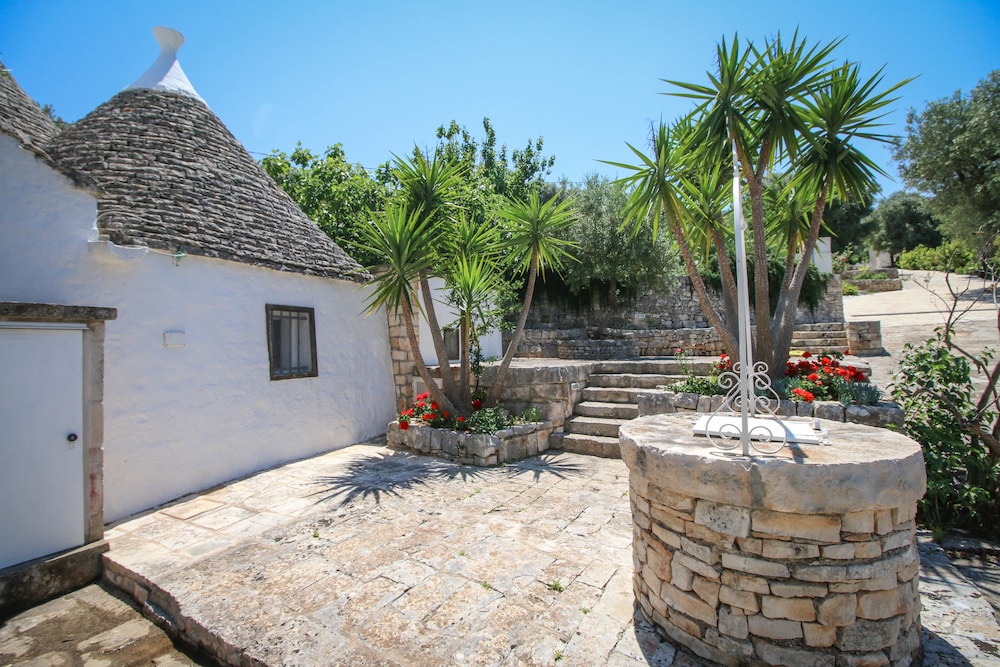 Trulli & Dimore