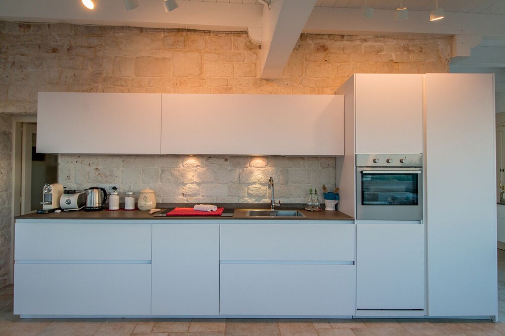 Trulli Di Bouganville