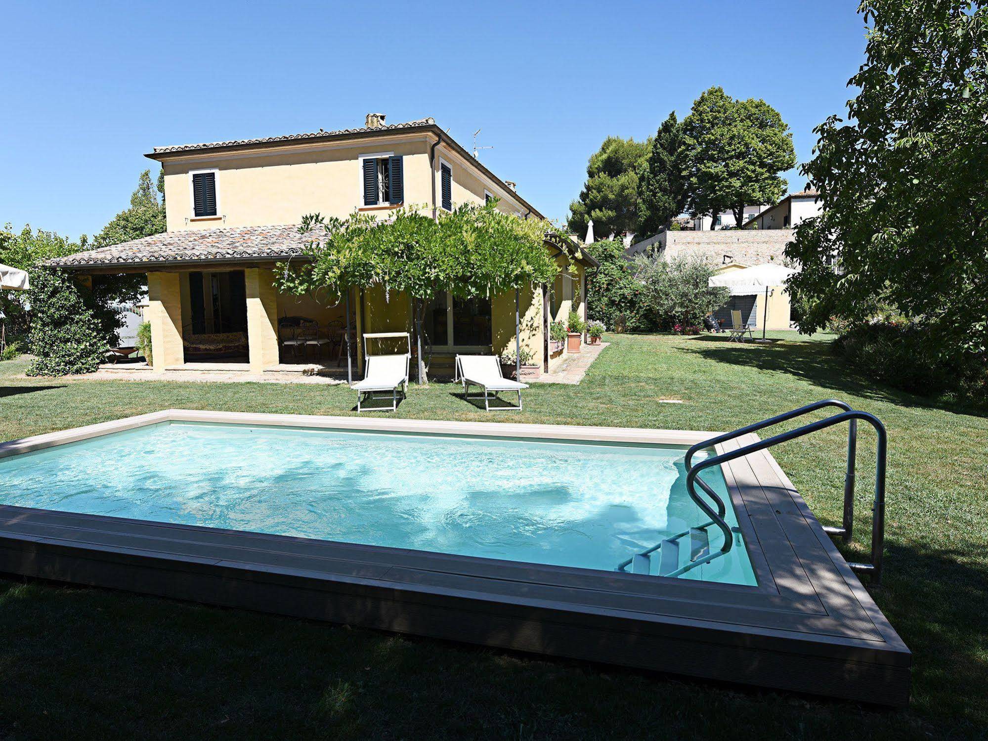 Casa Ezelina Bed & Breakfast Apartments
