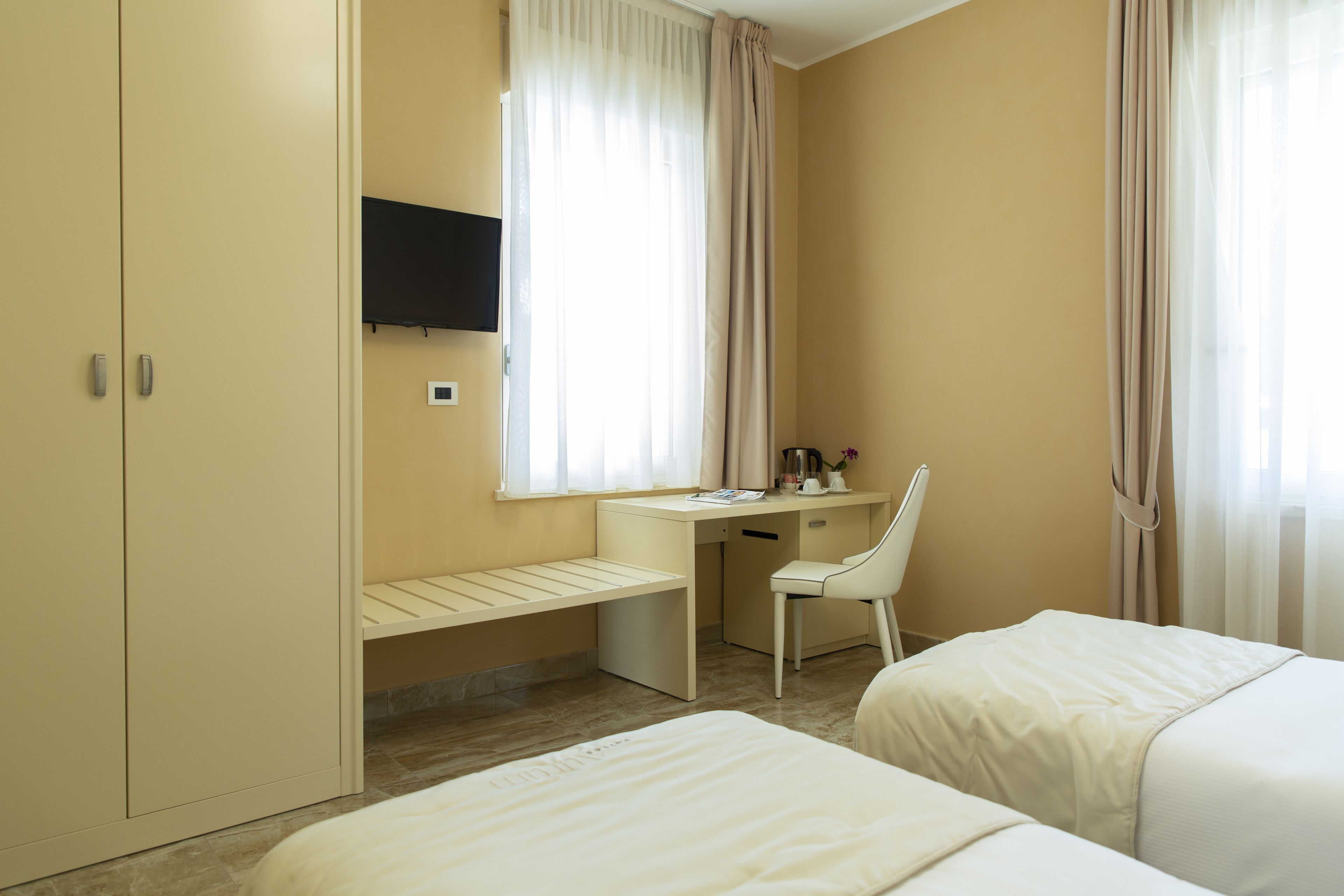Aurum Suites