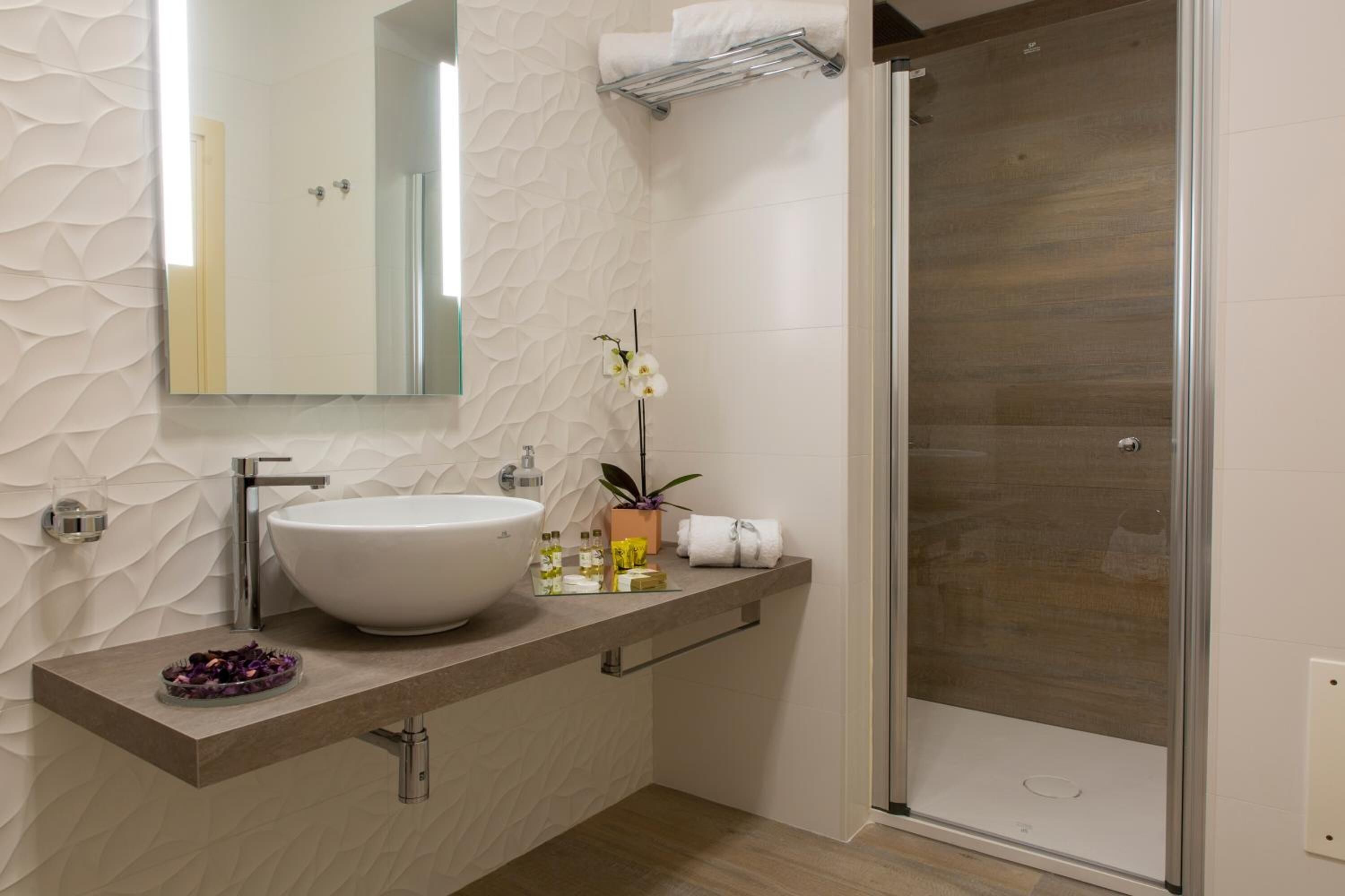 Aurum Suites