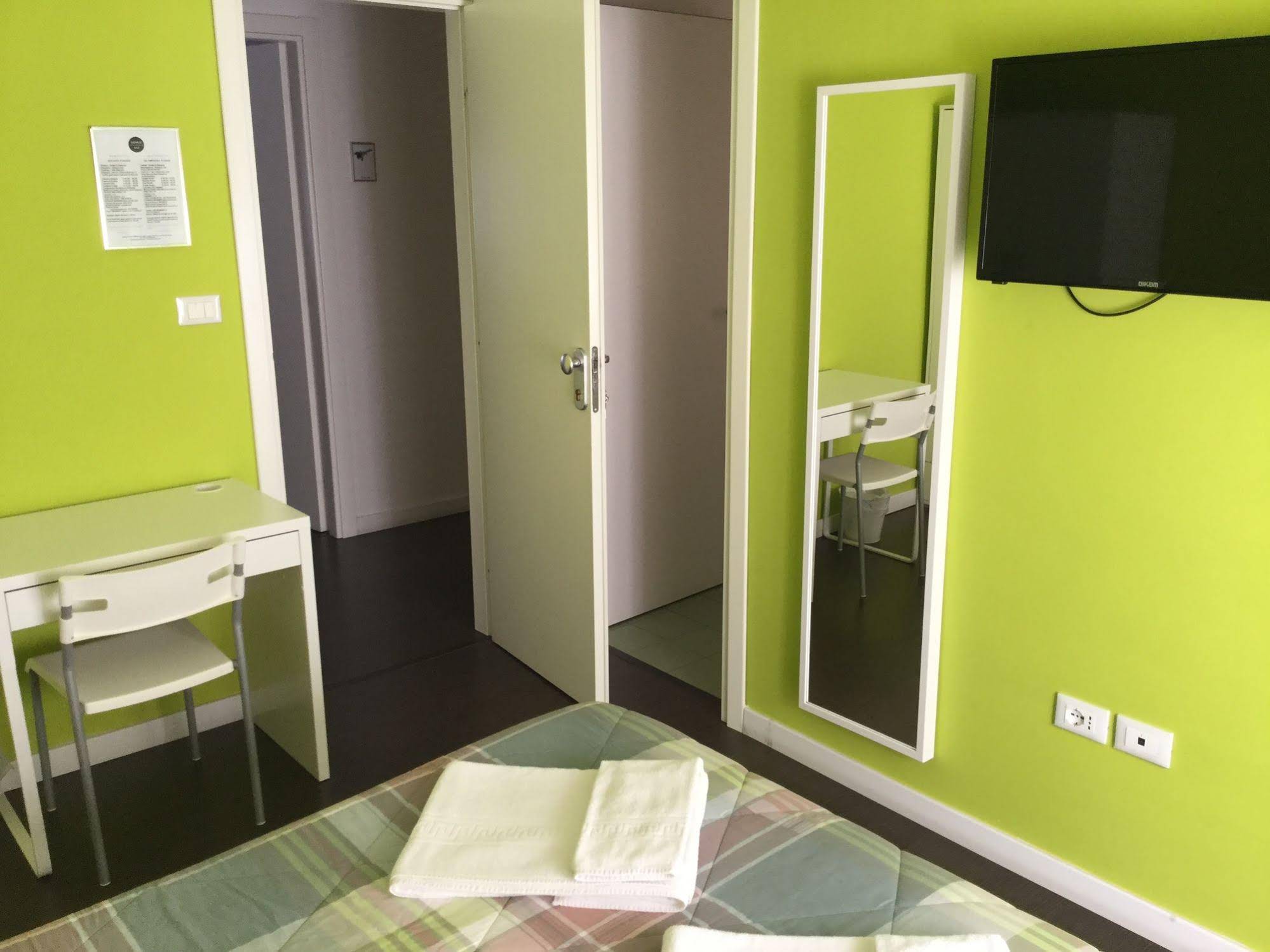 Domus Corso Umberto 18 B&B