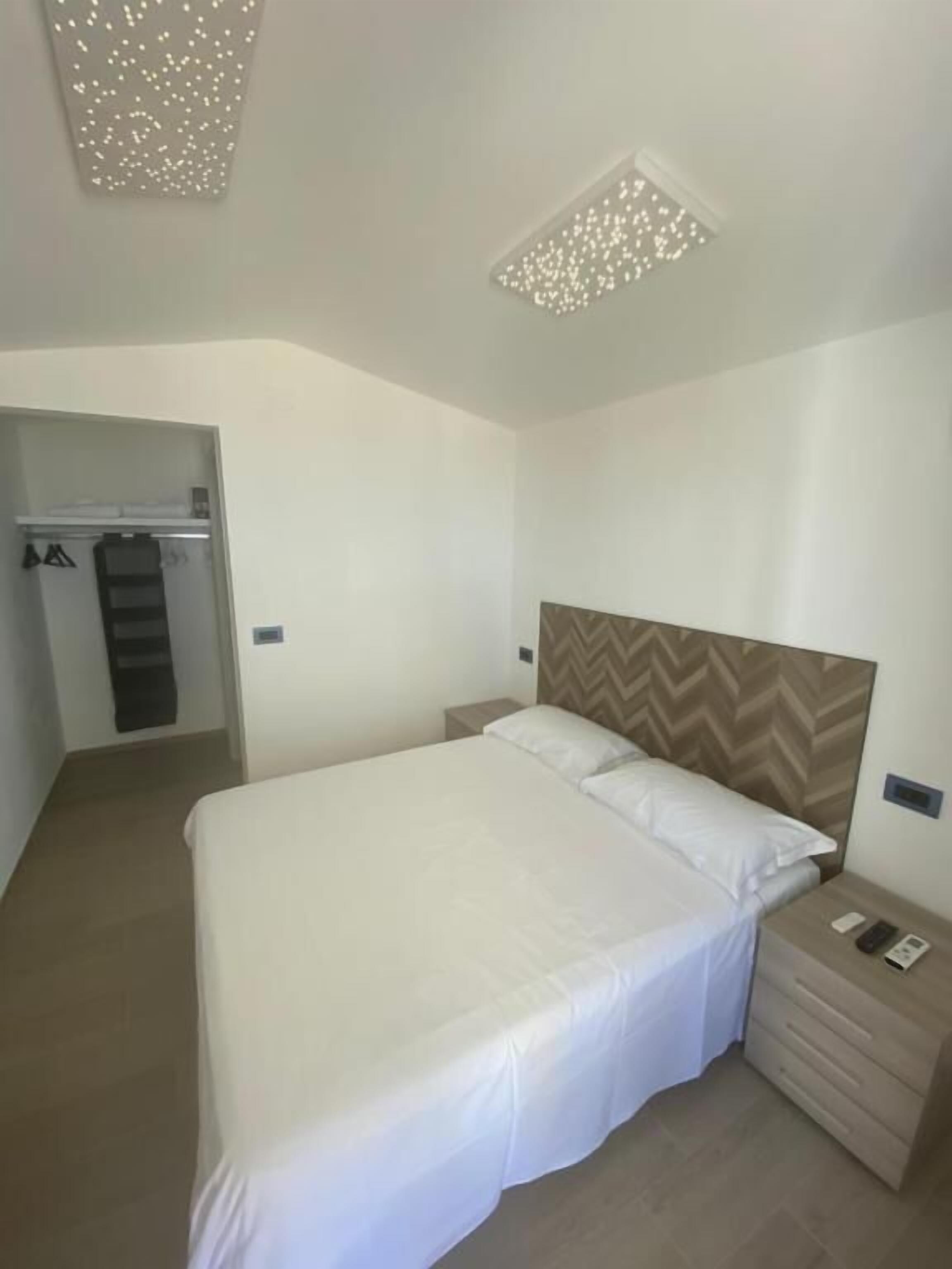 Marina Bay Luxury Rooms