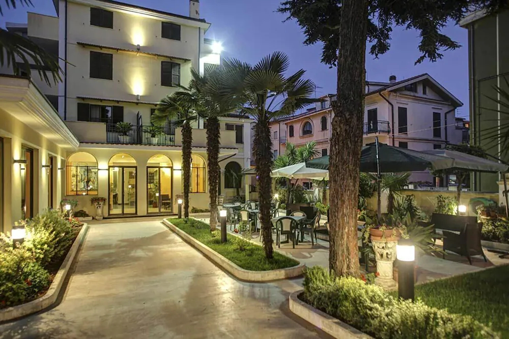 Hotel Ester Safer