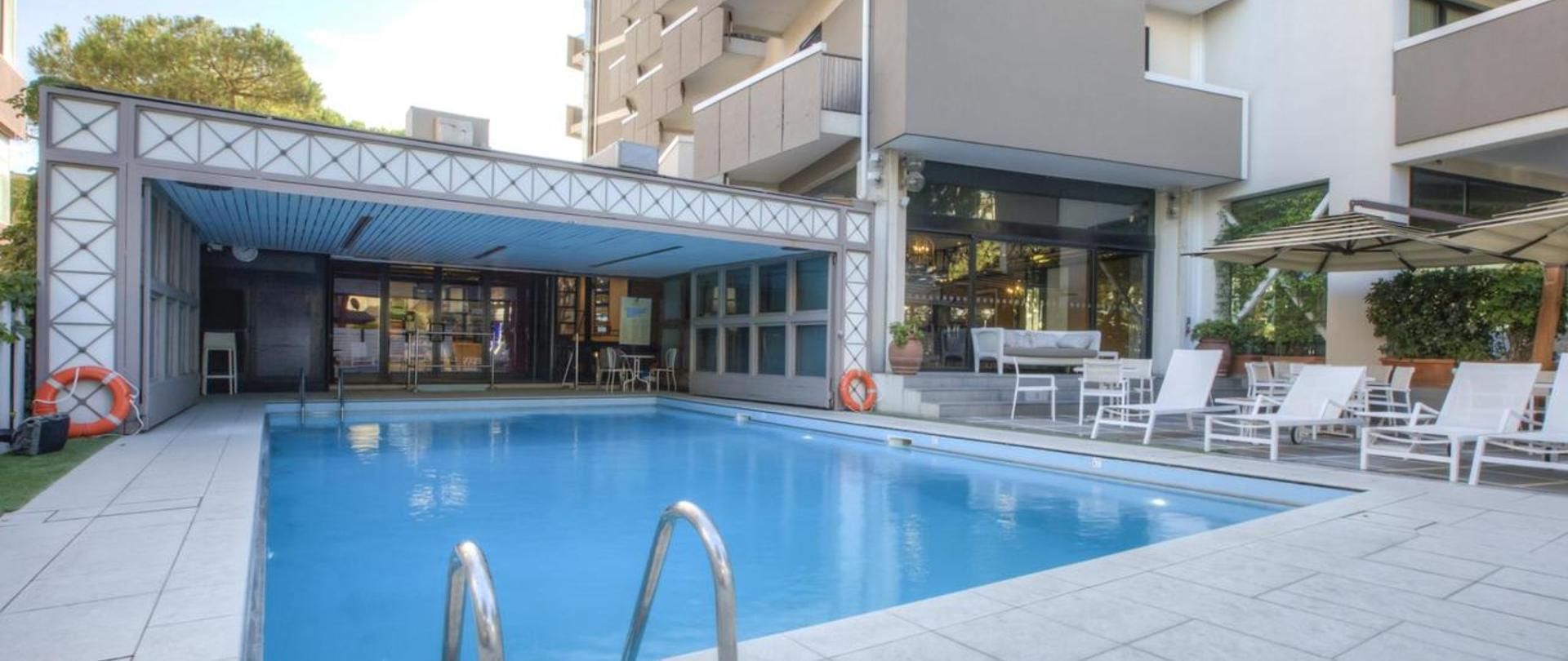Embassy Aparthotel