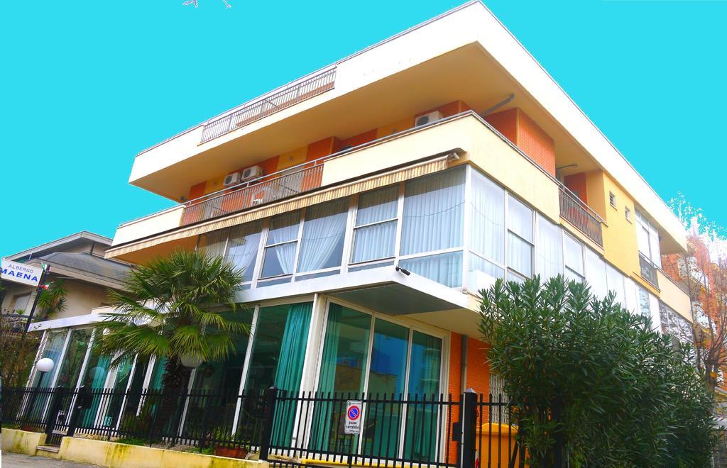 Hotel Maena