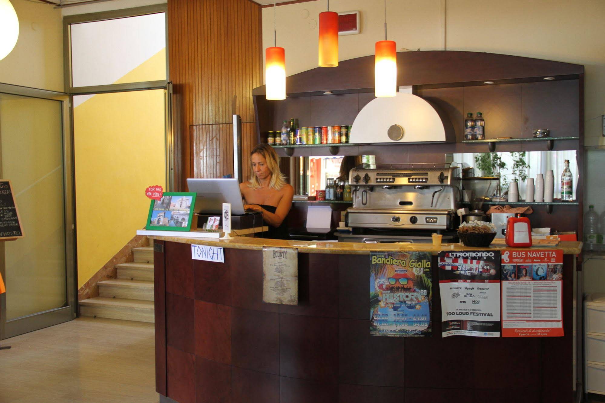 Jammin' Backpackers Hotel Rimini