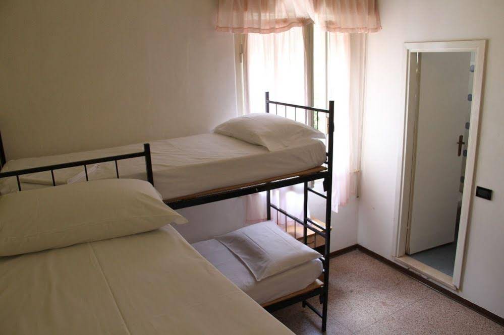 Jammin' Backpackers Hotel Rimini