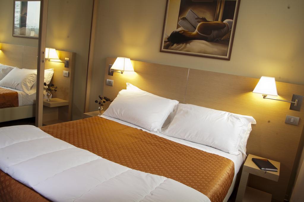 Mainstreet Hotel