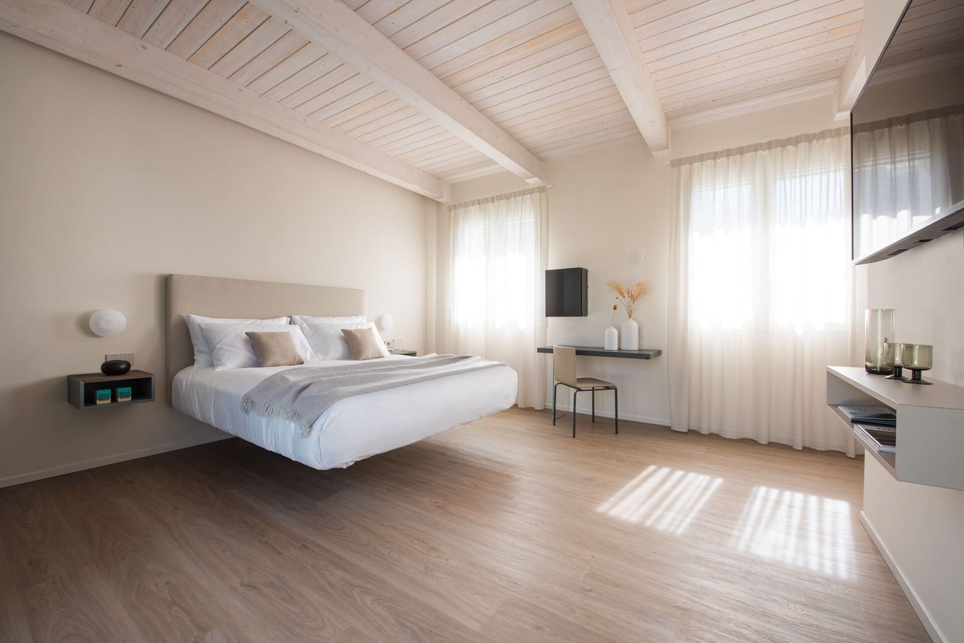 Open Hotel