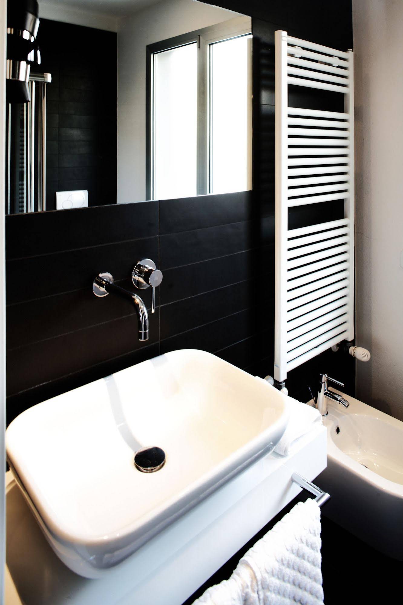 Q Hotel