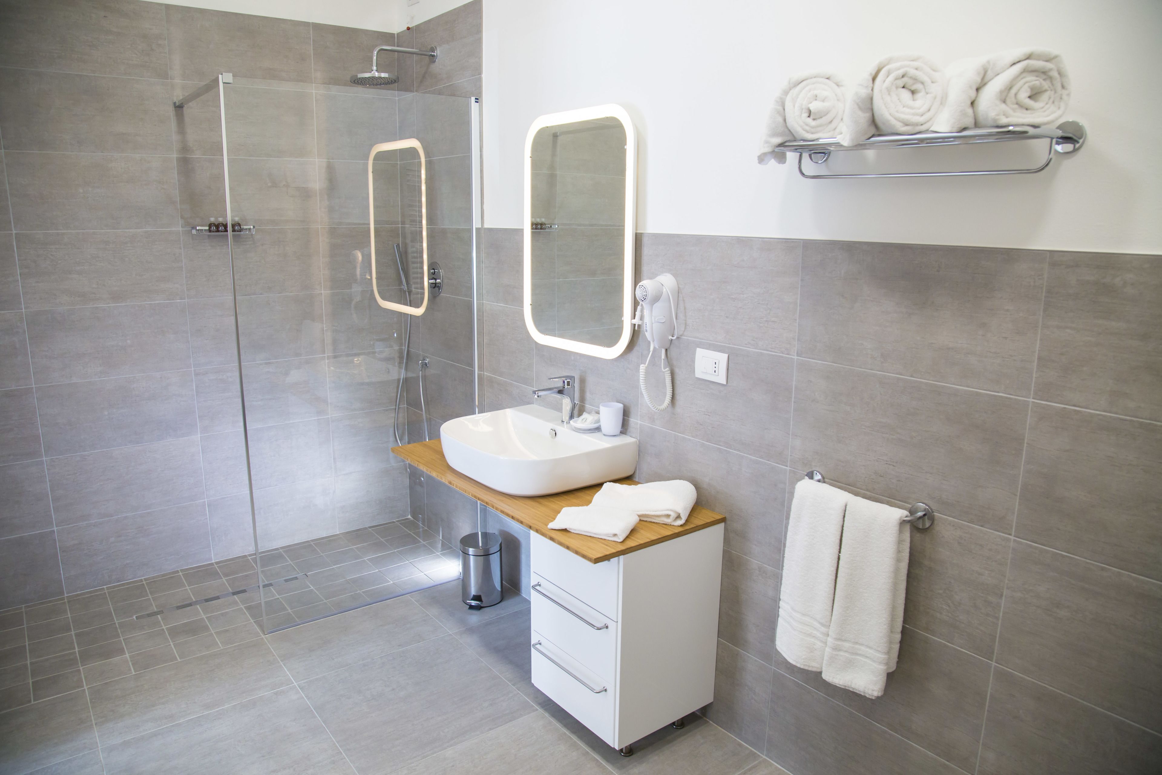 Rivabella Suite  Apartments