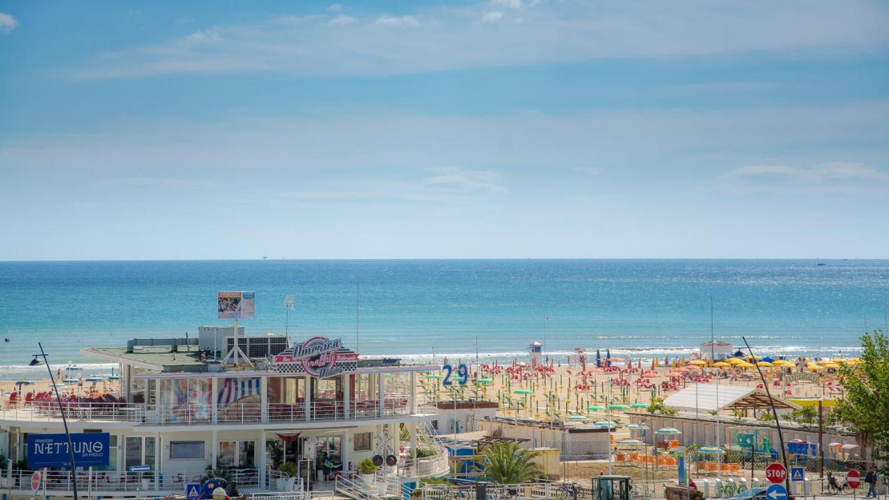 Villa Rosa Riviera