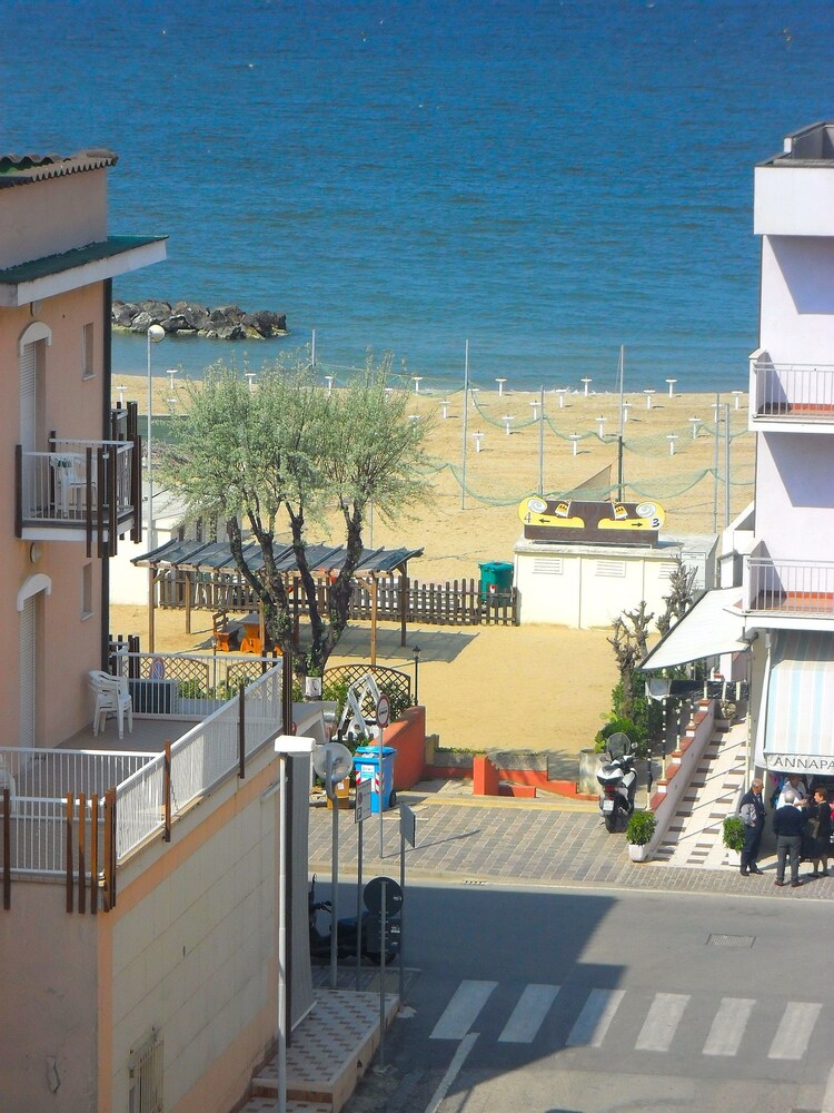 Hotel Etoile