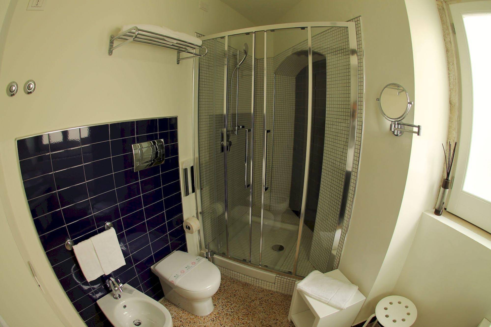 Edificio 15 House Elite