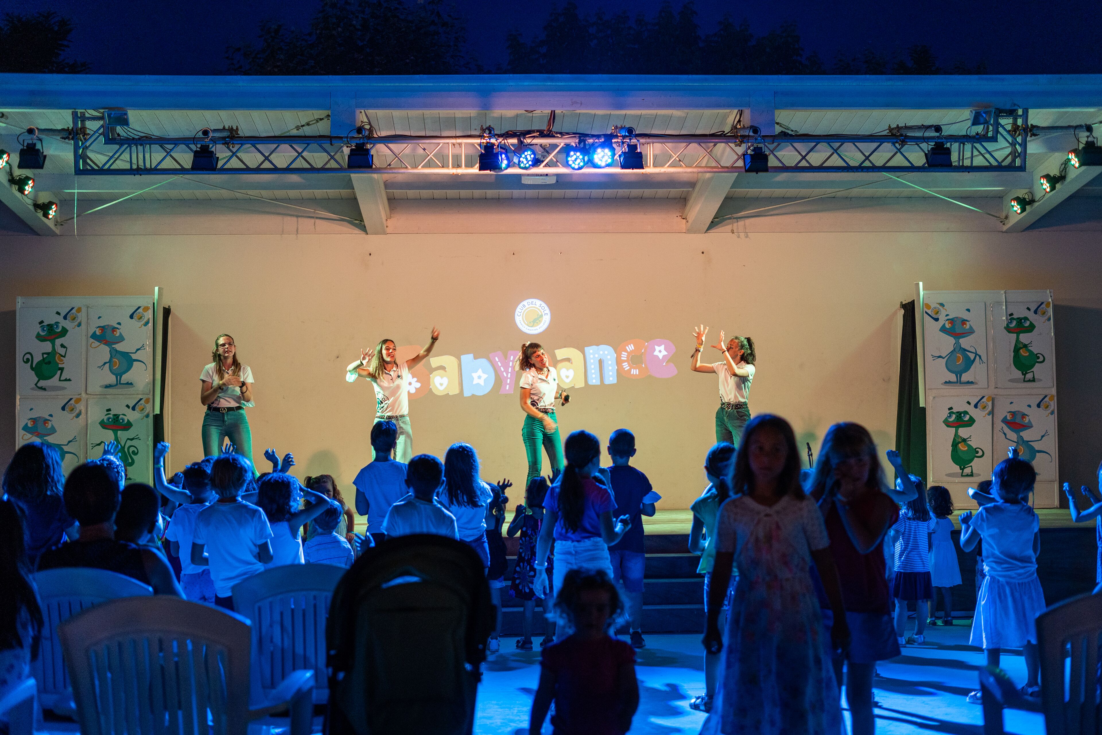 Club del Sole Stork Family Collection
